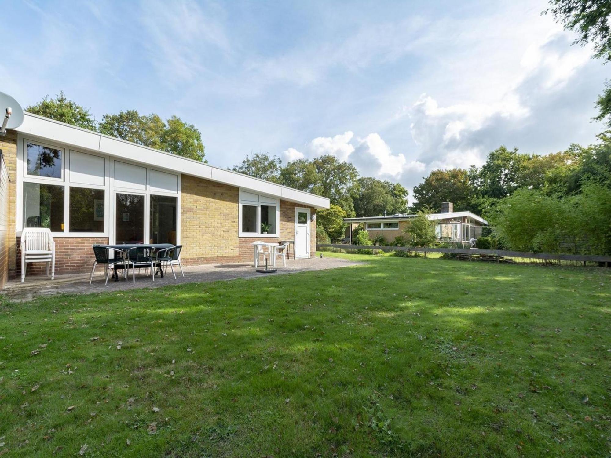 Sint Maartensvlotbrug Stylish Beachside Bungalow With Patio מראה חיצוני תמונה