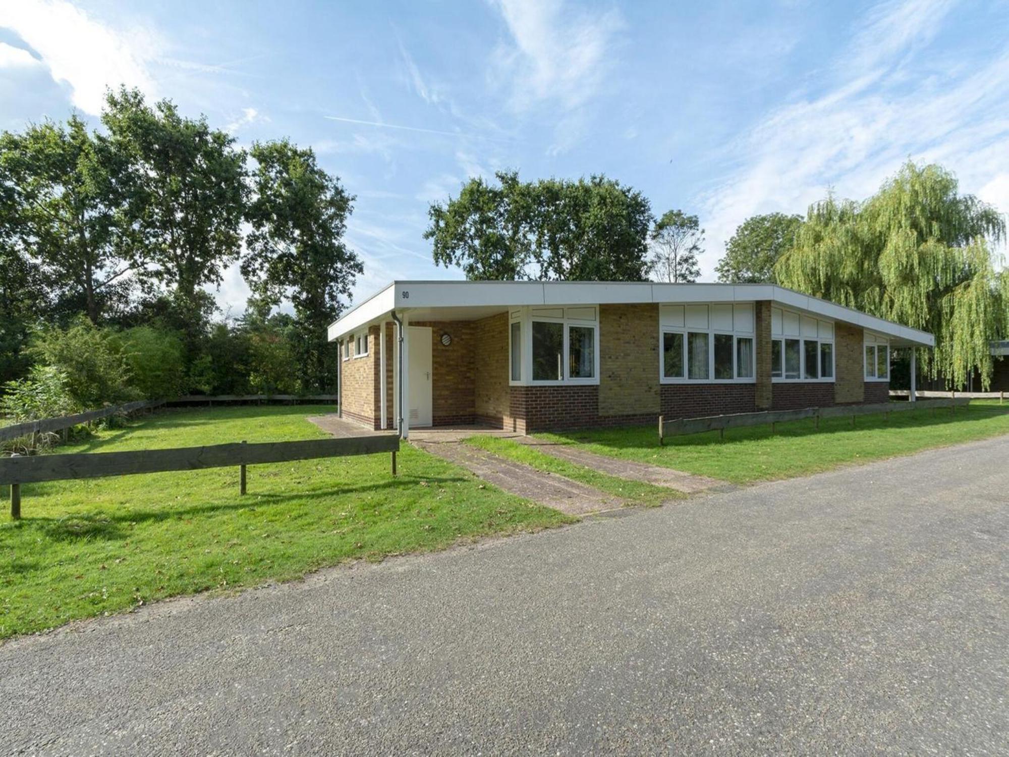 Sint Maartensvlotbrug Stylish Beachside Bungalow With Patio מראה חיצוני תמונה