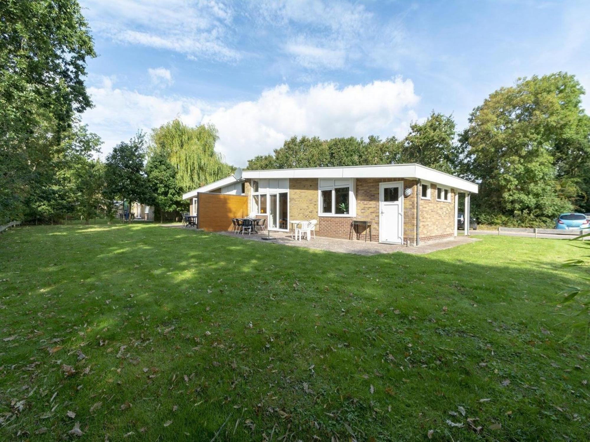 Sint Maartensvlotbrug Stylish Beachside Bungalow With Patio מראה חיצוני תמונה
